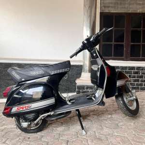 Jual bekas Vespa PX Sport - Mesin normal enak banget,lokasi di Tangerang Selatan