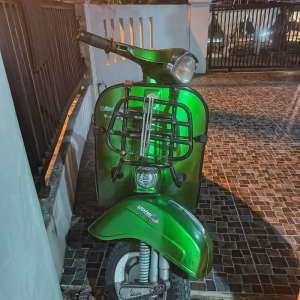 Jual bekas Vespa super tahun 1979 kondisi standar tingting,lokasi di Padang