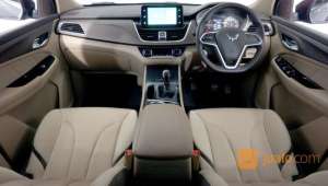 Jual bekas Wuling Cortez 1.8 C MT 2018 Merah,lokasi di Kota Jakarta Selatan