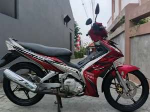 Jual bekas Yamaha Jupiter MX 2010 stater tokcer halus mulus terawat,lokasi di Ciledug