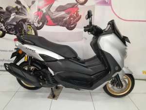 Jual bekas YAMAHA NMAX 155 REMOT 2021 KEYLES,lokasi di Sukolilo