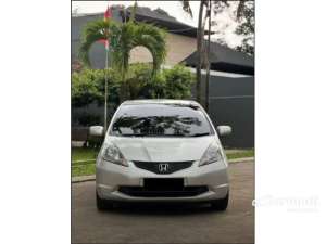 Jual bekas 2011 Honda Jazz 1.5 Hatchback DP 10jt,lokasi di Jawa Barat