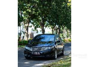 Jual bekas 2013 Honda City 1.5 S Sedan istimewa terawat siap jalan,lokasi di Jawa Timur
