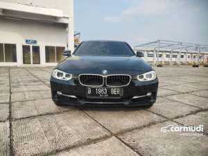 Jual bekas 2014 BMW 320i 2.0 Sport Sedan,lokasi di DKI Jakarta