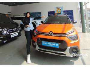 Jual bekas 2023 Citroen E-C3 0.0 Electric SUV. MOBIL LISTRIK DGN KENYAMANAN SUSPENSI TERBAIK DI KELASNYA. WULING BINGOU 2024. WULING CLOUD. BOOKING NOW,lokasi di Jawa Barat