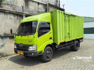 Jual bekas 2023 Hino Dutro 4.0 136 HDX Truck MULUSbanBARU MURAH CDD Hino Dutro 136 HDX box besi 2023 bok 6 ban,lokasi di DKI Jakarta