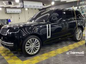 Jual bekas 2023 Land Rover Range Rover 4,4 P530 First Edition SUV,lokasi di DKI Jakarta