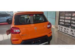 Jual bekas 2024 Suzuki S-Presso 1.0 Hatchback diskon 25juta,lokasi di DKI Jakarta