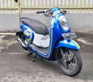 Jual bekas B-Bekasi Pajak Panjang Honda Scoopy Sporty ESP Th 2016 Super Istimewa,lokasi di Jatiasih