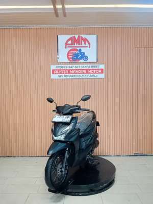 Jual bekas Beat Deluxe Smart Key 2024 Cash Kredit,lokasi di Cinere