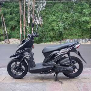 Jual bekas Beat Street 2017 Bagus lengkap,lokasi di Cinere