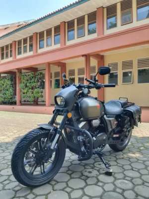 Jual bekas Benelli keeway v250fi modifikasi,lokasi di Regol