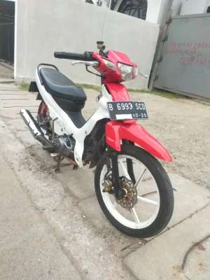 Jual bekas bismillah di jual yamaha vega r,lokasi di Ciputat Timur