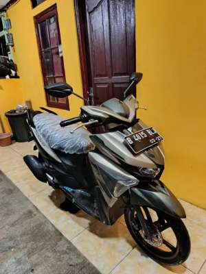 Jual bekas Bissmillah dijual motor Yamaha soul GT 2017 istimewa,lokasi di Pulo Gadung