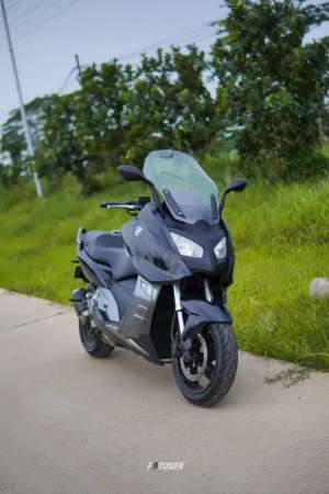 Jual bekas BMW C600 Sport 2015 650cc Black full mulus,lokasi di Semarang Barat