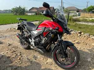 Jual bekas CB500X tahun 2016 istimewa full variasi,lokasi di Tirtayasa