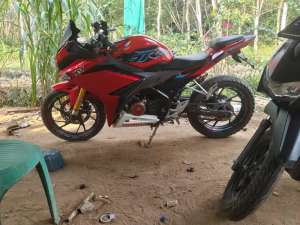 Jual bekas CBR150 tahun 2016,lokasi di Banjar Baru