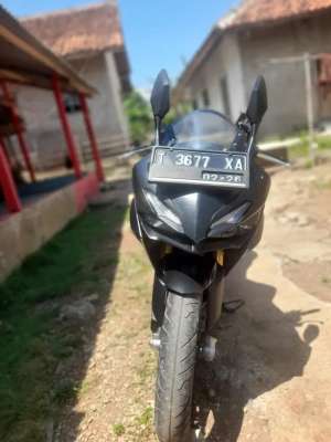 Jual bekas CBR150R TAHUN 2021,lokasi di Dawuan