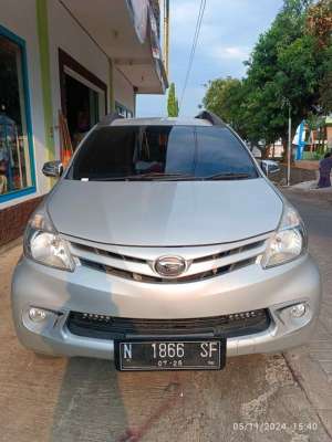 Jual bekas Daihatsu Xenia M Manual 2015,lokasi di K                           