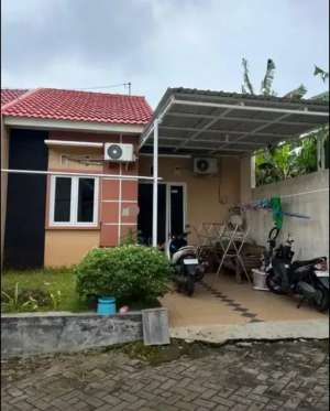 DEKAT UNDIPRUMAH DI PERUM BUKIT CEMARA RESIDENCE TEMBALANG lokasi di Tembalang, tersedia melalui melalui situs Olx
