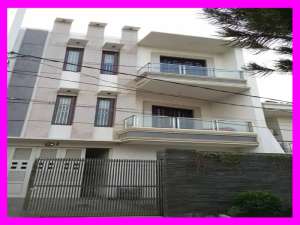 dhyana Rumah ukuran 8x22m hadap timur di jelambar lokasi di Kebon Jeruk, tersedia melalui melalui situs Olx