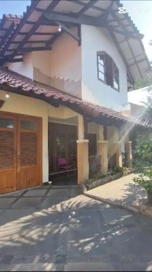 DI JUAL RUMAH BESAR BAGUS LUAS DI POLTANGAN PASAR MINGGU JAKSEL lokasi di Pasar Minggu, tersedia melalui melalui situs Olx