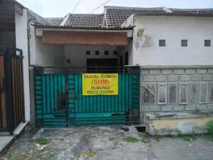 Di jual Rumah SHM lokasi Menganti-Gresik lokasi di Menganti, tersedia melalui melalui situs Olx