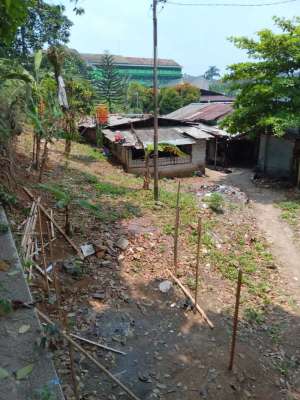 Di jual tanah pinggir jalan di bawah njop di Bogor lokasi di Bantarjati, tersedia melalui melalui situs Olx