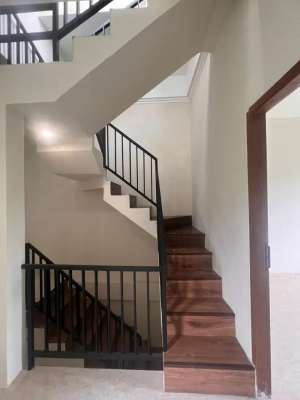 Dijual cepat, rumah minimalis di cirendeu, bebas banjir dan strategis lokasi di Ciputat, tersedia melalui melalui situs Olx