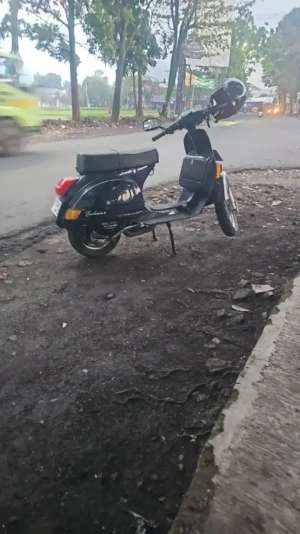 Jual bekas DiJual Cepat Vespa Exclusif 1998,lokasi di Garut Kota