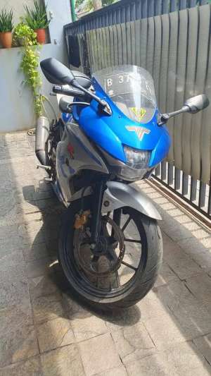 Jual bekas DIJUAL GSX R150 2021 ABS KEYLESS,lokasi di Cilandak