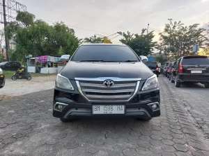 Jual bekas Dijual innova G solar manual 2015 dp 40jt,lokasi di 