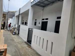 Dijual kontrakan 3 Pintu 4 petak 3,5X10M lokasi di Ciledug, tersedia melalui melalui situs Olx