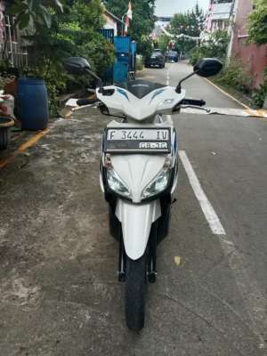 Jual bekas Dijual motor Honda Vario 110 cbs 2015,lokasi di Cileungsi