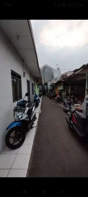 DIJUAL Property Strategis milik sendiri, tanahrumah dan kontrakan. lokasi di Cilandak, tersedia melalui melalui situs Olx