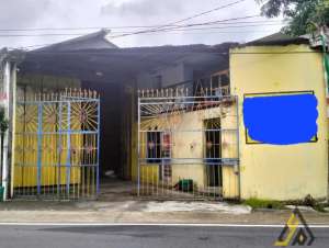 Dijual Rumah 2 Lantai dan Gudang Lokasi Jebres,Solo luas 597m2 lokasi di Jebres, tersedia melalui melalui situs Olx