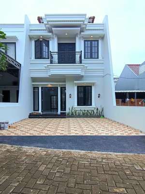 Dijual Rumah Baru Design Classic Mewah Di Pinang Ranti Jakarta Timur lokasi di Makasar, tersedia melalui melalui situs Olx