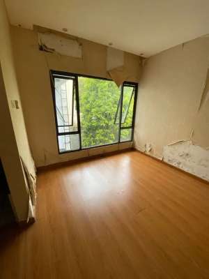 DIJUAL RUMAH DALAM KOMPLEK TAMARIND LAND LEBAK BULUS CILANDAK JAKARTA lokasi di Cilandak, tersedia melalui melalui situs Olx