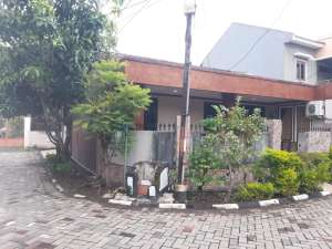 DIJUAL RUMAH DELTASARI INDAH WARU SIDOARJO RON.A2582 lokasi di Waru, tersedia melalui melalui situs Olx