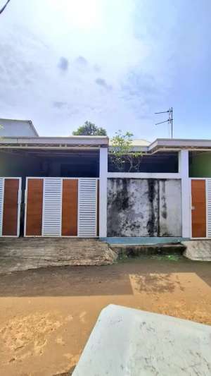 DIJUAL RUMAH KAMPUNG DESAIN MINIMALIS lokasi di Setu, tersedia melalui melalui situs Olx