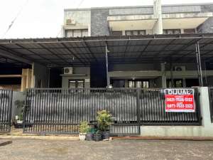 DIJUAL RUMAH KOMPLEK BNI BATUJAJAR KM 7 PALEMBANG lokasi di Sukarami, tersedia melalui melalui situs Olx