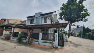 DIJUAL RUMAH SIAP HUNI 2 LANTAI LT.180 LB.200 SHM DI CIMAREME INDAH lokasi di Ngamprah, tersedia melalui melalui situs Olx