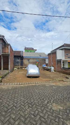 Dijual Tanah Kavling Siap Bangun di Jl. Satsui Tubun, Kebonsari Malang lokasi di Sukun, tersedia melalui melalui situs Olx