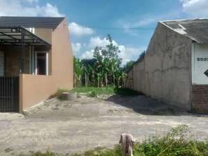 Dijual Tanah Murah, Dekat Pasar Cebongan Sleman lokasi di Mlati, tersedia melalui melalui situs Olx