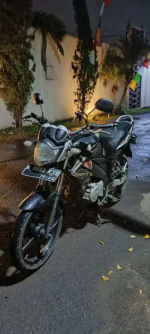Jual bekas Dijual vixion old 2010 original,lokasi di Gading Serpong