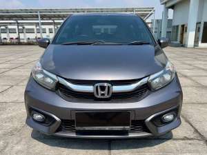 Jual bekas DP 15JT HONDA BRIO E CVT 2018 GREY ISTIMEWA ABU MATIC AT MODEL 2019,lokasi di 