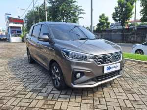 Jual bekas DP 5 Suzuki Ertiga 1.5 Hybrid SS Bensin-AT 2022 KIH,lokasi di 