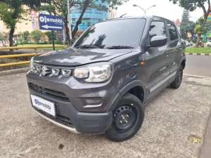 Jual bekas DP 5 Suzuki S-Presso 1.0 Bensin-MT 2022 FKJ,lokasi di 