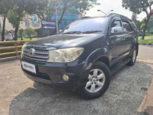 Jual bekas DP 5 Toyota Fortuner 2.5 G Solar-AT 2010 WLT,lokasi di 