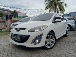 Jual bekas Dp 9jt Mazda 2 R HB 2012 Crg,lokasi di 